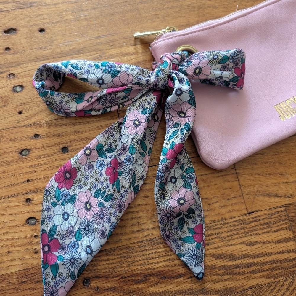 Juicy Couture Floral Scarf Wristlet - Picture 2 of 6